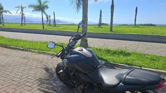 YAMAHA MT-07 ABS YAMAHA MT-07 ABS